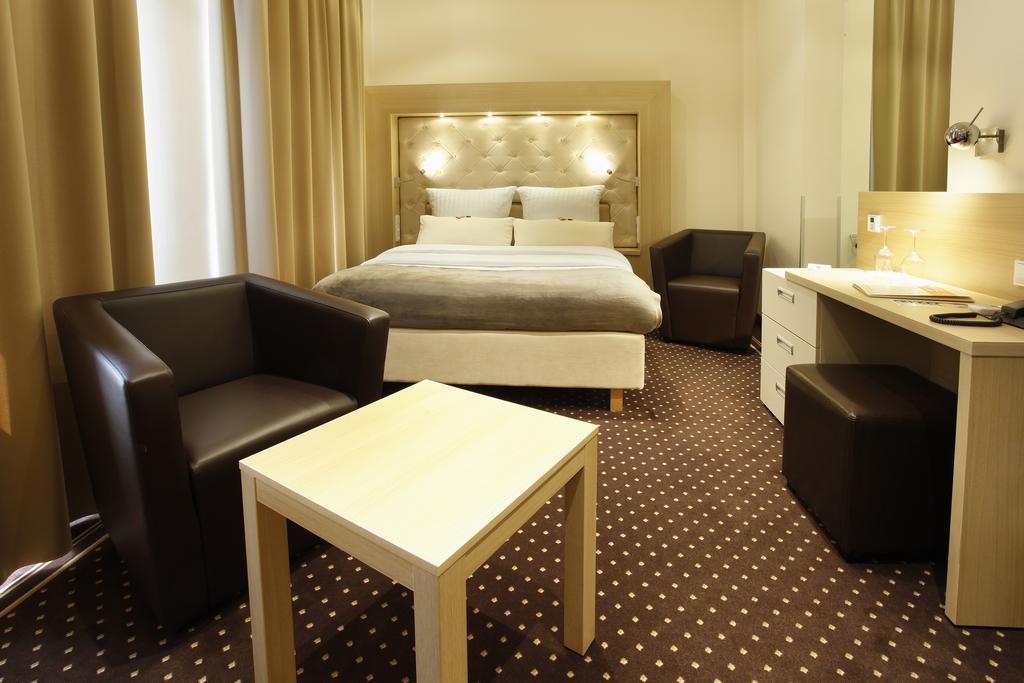 Hotel Villa Will Altwarmbuchen Rom bilde